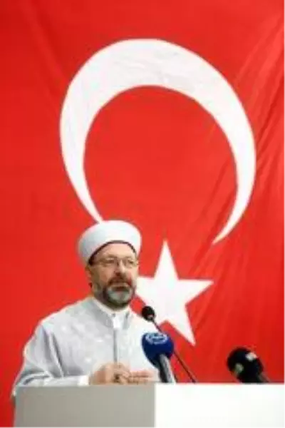 Diyanet İşleri Başkanı Erbaş 'İmam Hatip Okulları Vizyon Semineri'nde konuştu Diyanet İşleri Başkanı Erbaş 'İmam Hatip Okulları Vizyon Semineri'nde konuştu