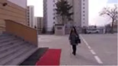 Görme engelli Nefise öğretmen öğrencilerinin dünyasını aydınlatıyor - KIRIKKALE Görme engelli Nefise öğretmen öğrencilerinin dünyasını aydınlatıyor - KIRIKKALE
