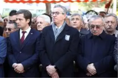 Hilmi Arda son yolcuğuna uğurlandı Hilmi Arda son yolcuğuna uğurlandı