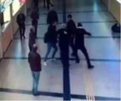 Kavgayı ayıran kişiyi bıçaklayarak öldüren zanlı: Babam gibi severdim Kavgayı ayıran kişiyi bıçaklayarak öldüren zanlı: Babam gibi severdim