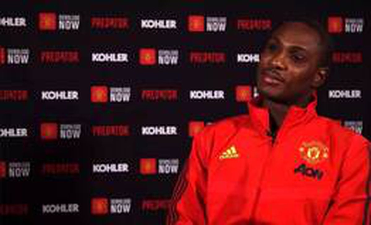 Manchester United, koronavirüs şüphesi nedeniyle Odion Ighalo'yu tesislere almıyor