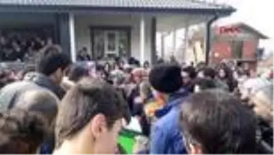Sakarya asker uğurlama konvoyundaki kazada yaralanan genç öldü