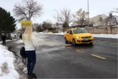 Şoför Nebahat'ı örnek aldı, taksi şoförü oldu Şoför Nebahat'ı örnek aldı, taksi şoförü oldu