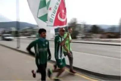 14 Şubat Sevgililer Günü'nde ilginç koşu