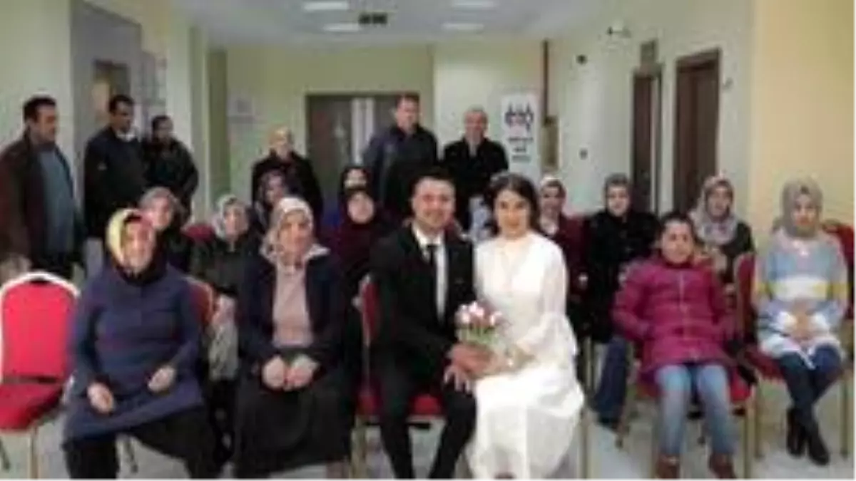 14 Şubat'ta dünya evine girdiler