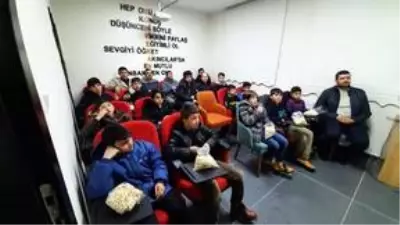 Akıncılar'da öğrencilerin sinema keyfi