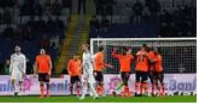 Başakşehir evinde Beşiktaş'a yine kaybetmedi Başakşehir evinde Beşiktaş'a yine kaybetmedi