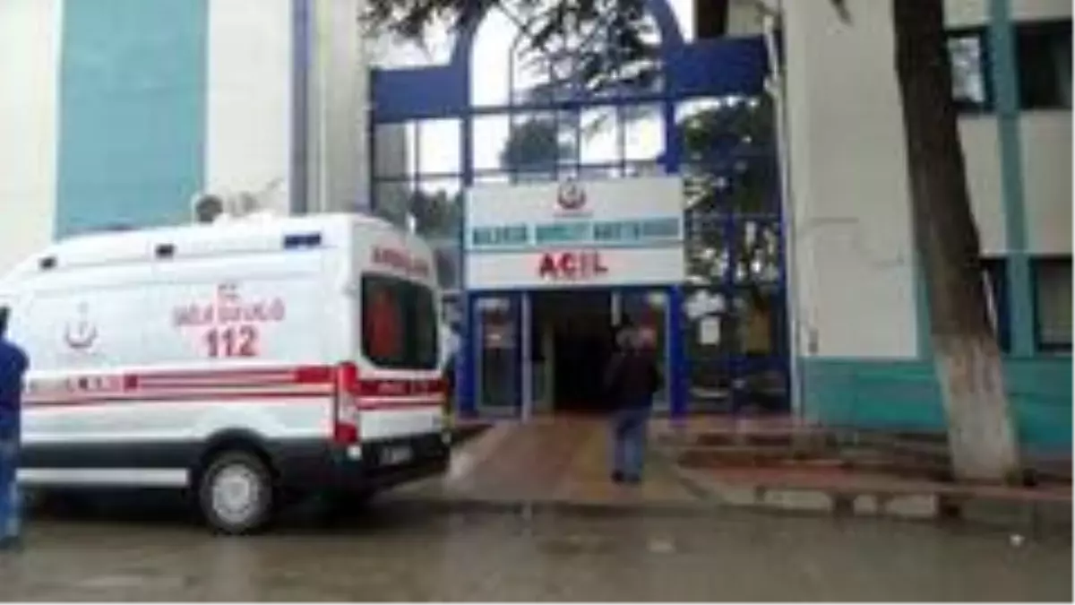 Bilecik'te motosiklet ile kamyonet çarpıştı: 1 yaralı