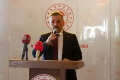 Çarşamba'da organik gübre dağıtımı