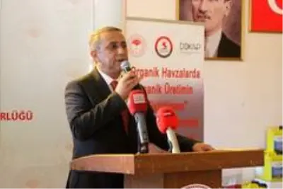 Çarşamba'da organik gübre dağıtımı