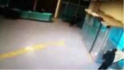Cinayet anı saniye saniye kameralara yansıdı