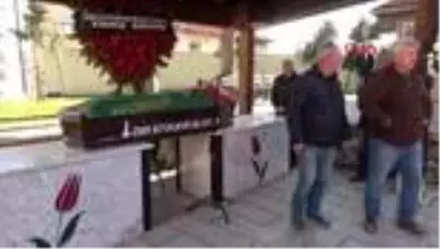 Depremzede inekler, izmir'de şifa buluyor