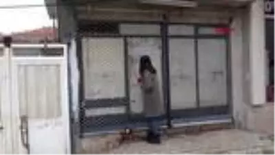 İzmir'de depoya baskın; kilolarca sakatat ve pişirilmiş kelle bulundu