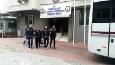 İzmir'de 'dublörlü dolandırıcılık' çetesi şüphelileri adliyede