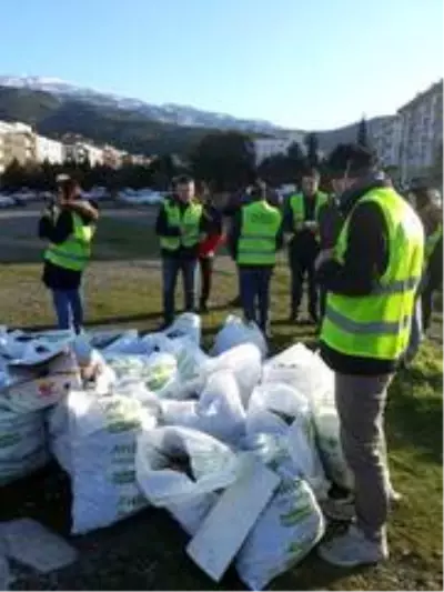 Manisa Ahbap'tan Başkan Çerçi'ye teşekkür Manisa Ahbap'tan Başkan Çerçi'ye teşekkür