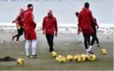 Rıza Çalımbay: Trabzonspor maçı final niteliğinde Rıza Çalımbay: Trabzonspor maçı final niteliğinde
