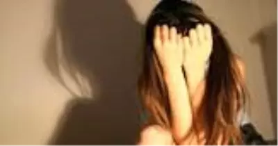 Son dakika: 12 yaşındaki kızı istismar ettiği iddia edilen sözleşmeli memurun işine son verildi