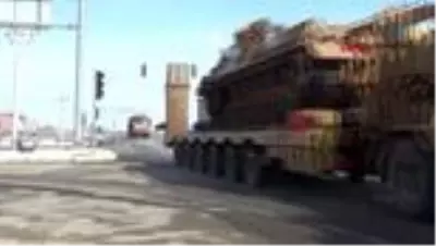 Suriye'ye tank sevkiyatı Suriye'ye tank sevkiyatı