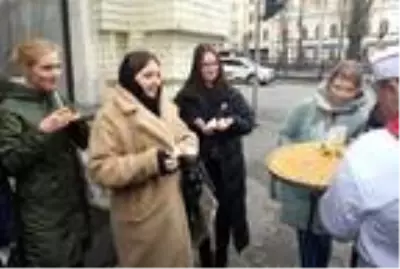 Ukrayna'da tanıtımı yapılan baklavaya yoğun ilgi
