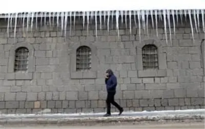 Doğu Anadolu'da soğuk hava etkisini sürdürüyor