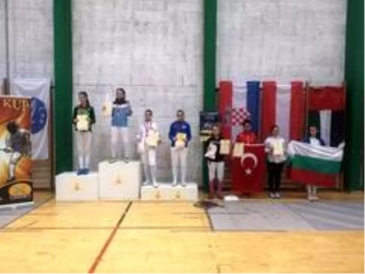 Eskrimde bronz madalya