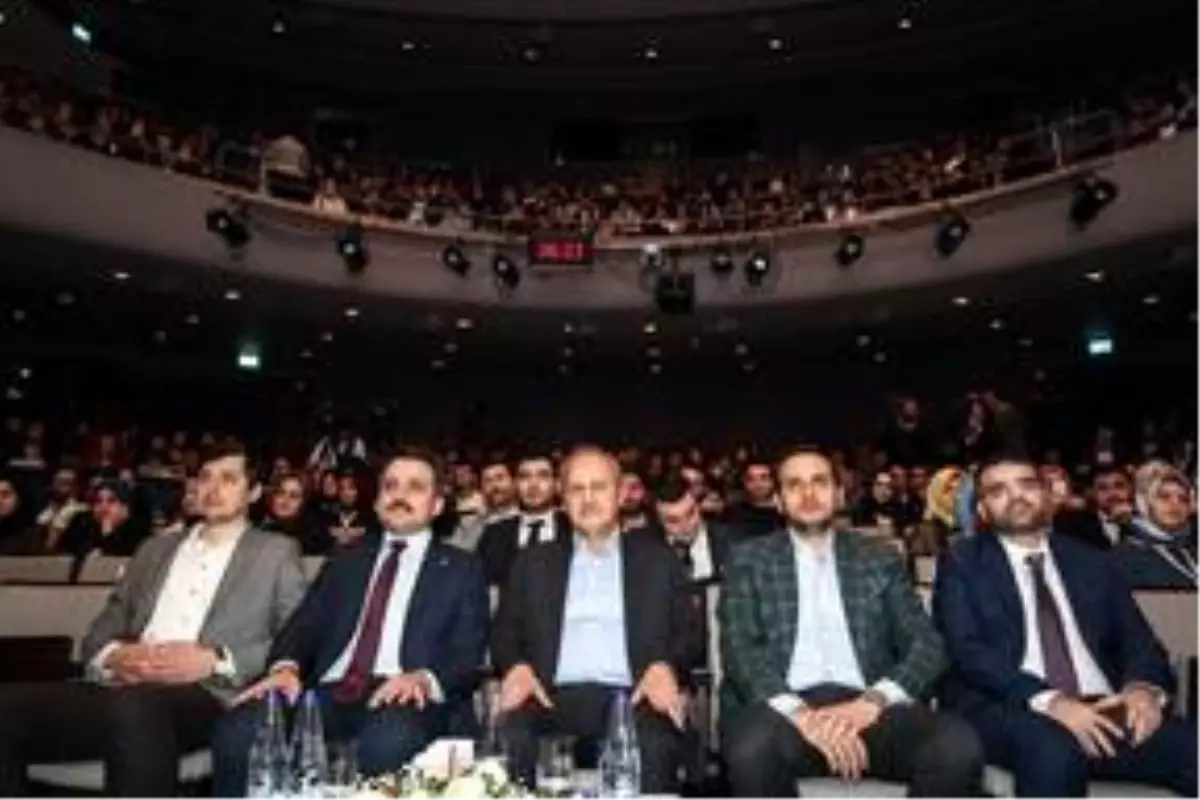 Genç Yönetici Okulu 2020 Zirvesi