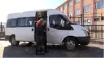 Görme engelli kız 2 ayda Kur’an-ı Kerim okumayı öğrendi