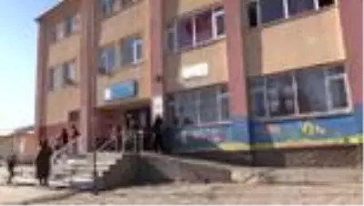 Görme engelli kız 2 ayda Kur'an-ı Kerim okumayı öğrendi Görme engelli kız 2 ayda Kur'an-ı Kerim okumayı öğrendi