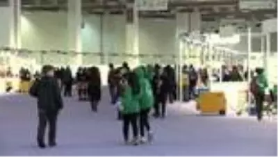 İzmir'de robot tasarlayan çocuklar yeteneklerini sergiledi