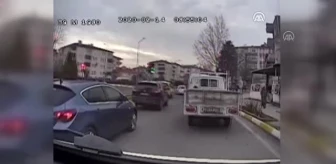 Kırklareli'nde minibüsün bir engelliye çarpması güvenlik kamerasına yansıdı - KIRKLARELİ