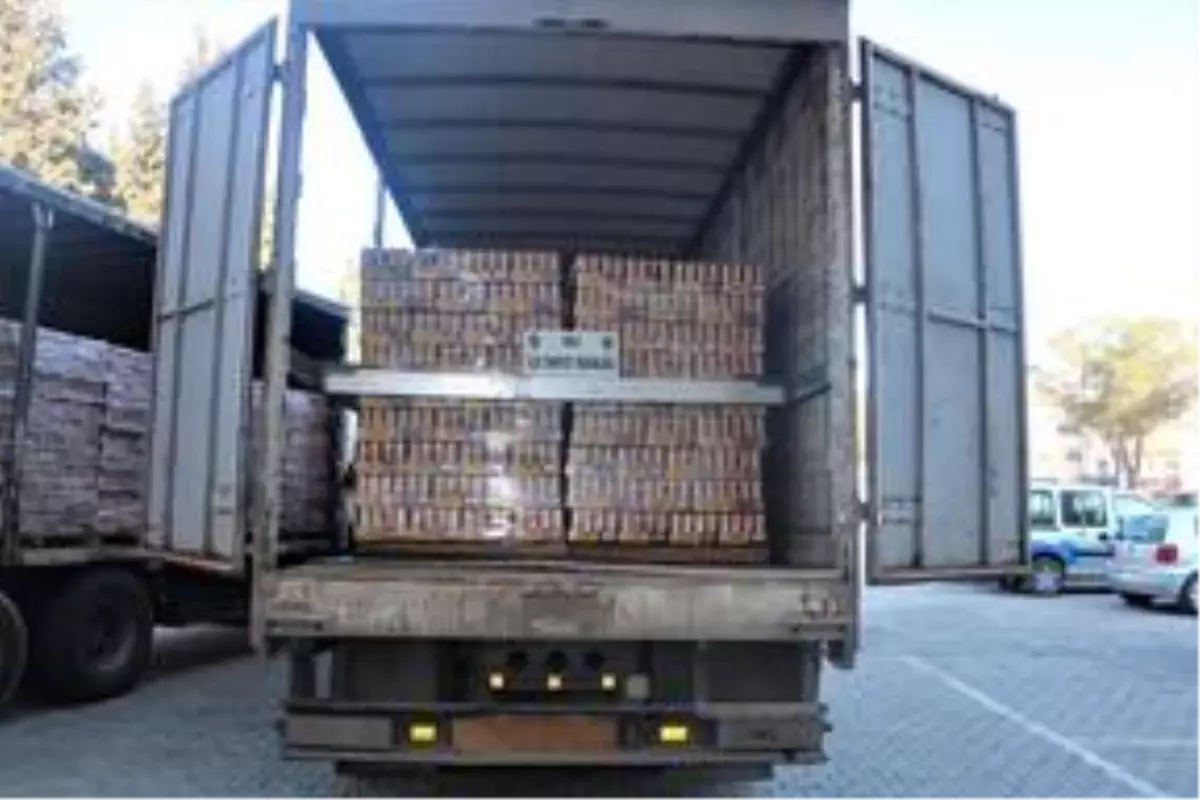 Manisa'da tırdan alkol çaldığı iddia edilen 6 şüpheli yakalandı