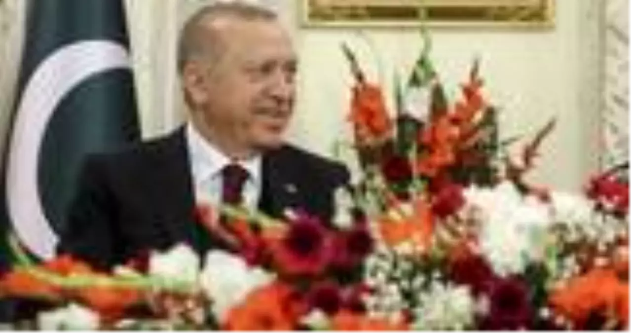 Pakistan Başbakanı'ndan Erdoğan'ı mest eden sözler: Ülkemizde seçime girse kazanır