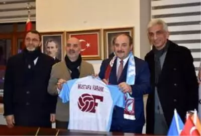 Sanayi ve Teknoloji Bakanı Varank, Trabzon'da ziyaretler gerçekleştirdi Sanayi ve Teknoloji Bakanı Varank, Trabzon'da ziyaretler gerçekleştirdi