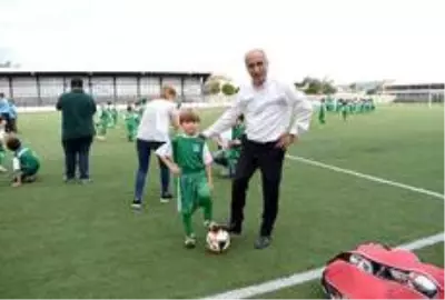 Yenişehir Belediyesi'nden spora destek Yenişehir Belediyesi'nden spora destek