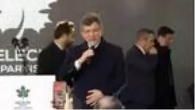 Ahmet Davutoğlu partisinin İstanbul İl Başkanlığı'nın açılışını yaptı Ahmet Davutoğlu partisinin İstanbul İl Başkanlığı'nın açılışını yaptı