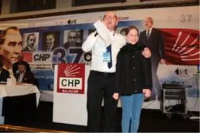 CHP Balıkesir'de kazanan Serkan Sarı oldu