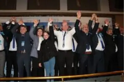CHP Balıkesir'de kazanan Serkan Sarı oldu