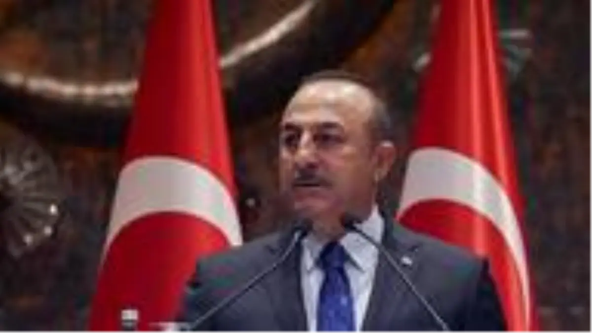 Dışişleri Bakanı Çavuşoğlu Çinli mevkidaşıyla Uygur Türklerinin durumunu görüştü