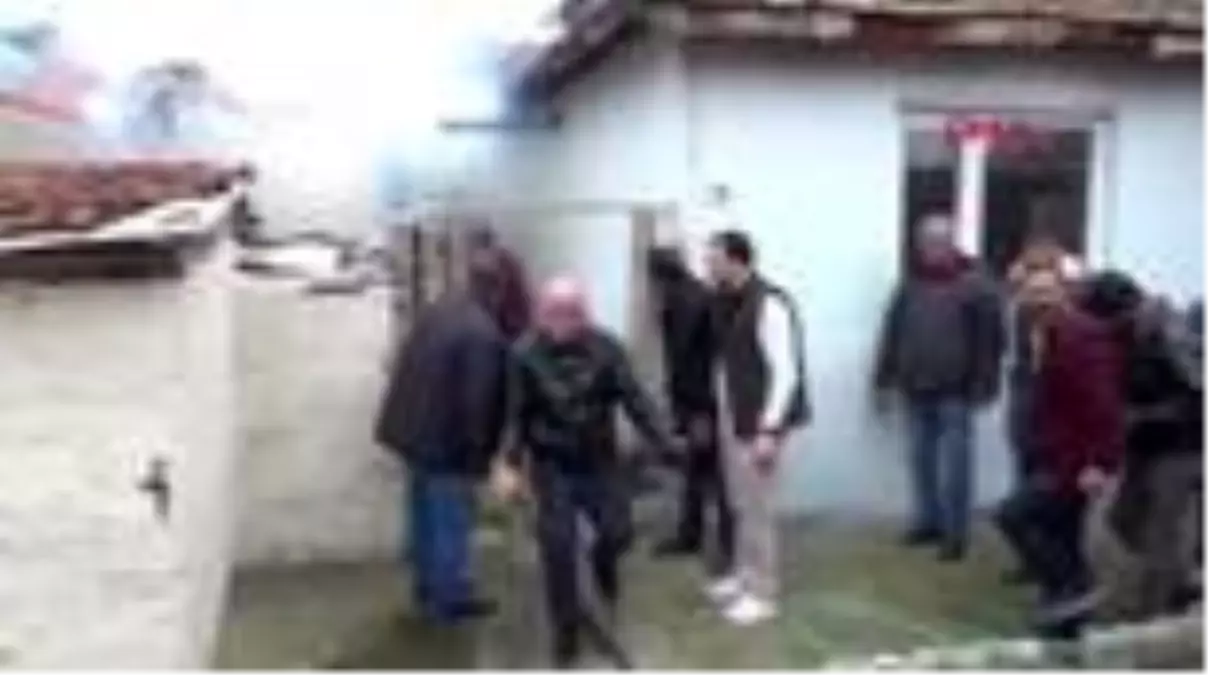 Edirne'de yangın mahalleli yardımıyla söndürüldü