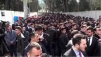 Fırat Çakıroğlu ölümünün 5. yılında İzmir'deki mezarı başında anıldı
