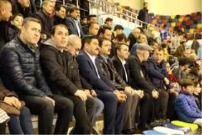 Lider rakiplerine puan kaptırmıyor