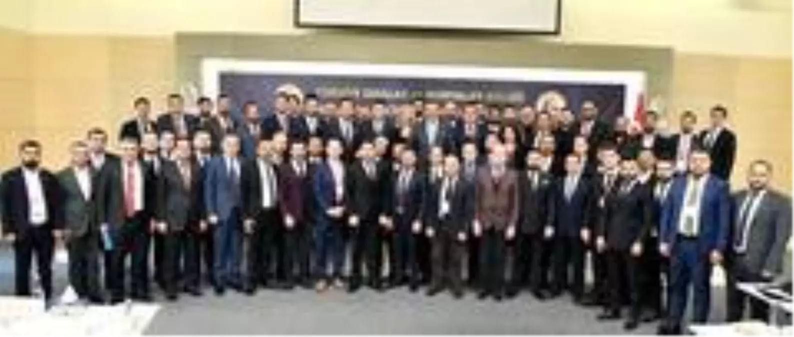 Manisalı genç girişimciler, 'Girişimcilik, mentorluk ve staj iş birliği' protokol törenine katıldı