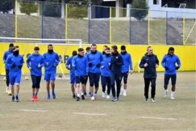 MKE Ankaragücü'nde başkent derbisi hazırlıkları başladı MKE Ankaragücü'nde başkent derbisi hazırlıkları başladı