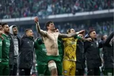TFF 1. Lig: Bursaspor: 2 - Adana Demirspor: 1 TFF 1. Lig: Bursaspor: 2 - Adana Demirspor: 1