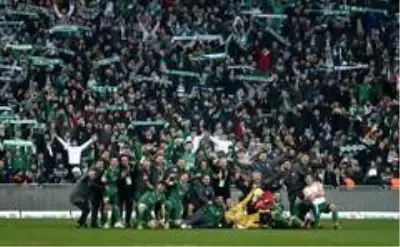 TFF 1. Lig: Bursaspor: 2 - Adana Demirspor: 1 TFF 1. Lig: Bursaspor: 2 - Adana Demirspor: 1