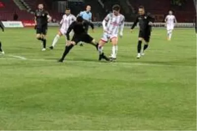 TFF 1. Lig: E.H. Balıkesirspor: 0 - İstanbulspor: 5 TFF 1. Lig: E.H. Balıkesirspor: 0 - İstanbulspor: 5