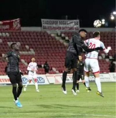 TFF 1. Lig: E.H. Balıkesirspor: 0 - İstanbulspor: 5 TFF 1. Lig: E.H. Balıkesirspor: 0 - İstanbulspor: 5