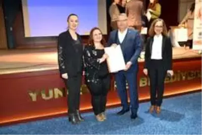 Yunusemre'den çiftlere evlilik öncesi eğitimi Yunusemre'den çiftlere evlilik öncesi eğitimi