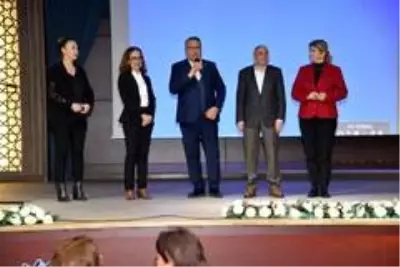 Yunusemre'den çiftlere evlilik öncesi eğitimi Yunusemre'den çiftlere evlilik öncesi eğitimi