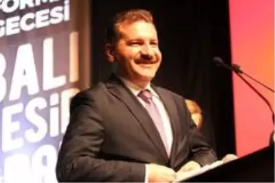 Balıkesirspor, forma gecesinde 17 bin forma sattı Balıkesirspor, forma gecesinde 17 bin forma sattı